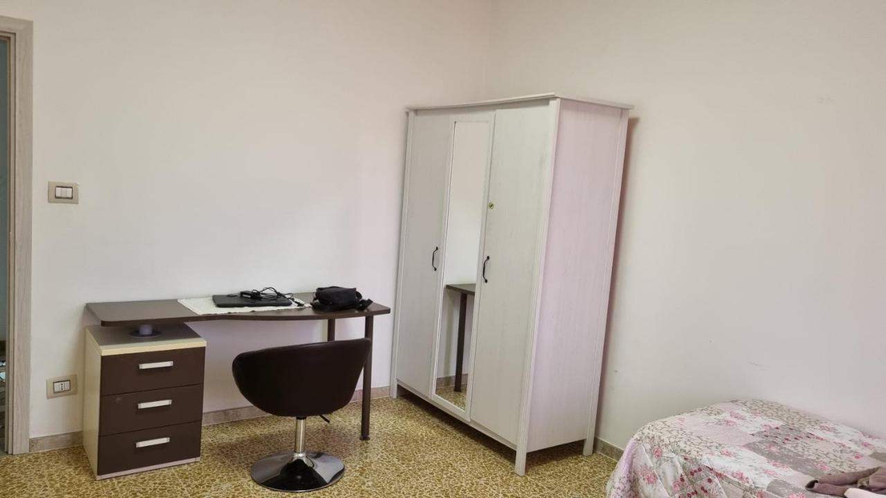 Milli Apartment แฟร์รารา ภายนอก รูปภาพ